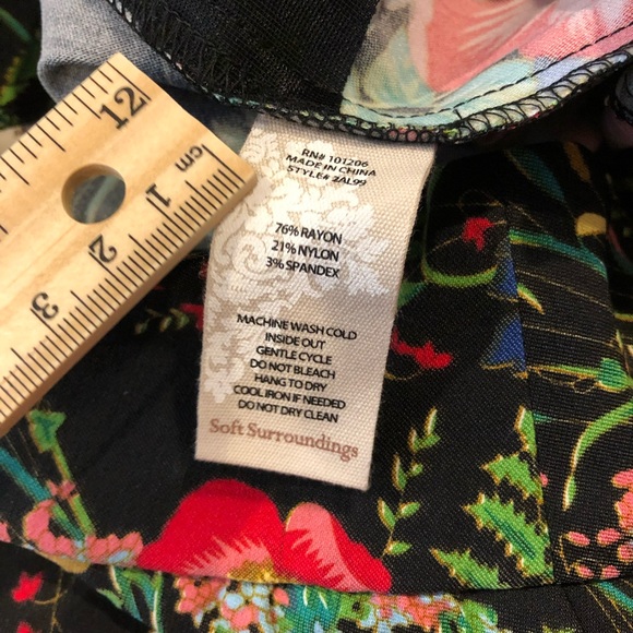 Soft Surroundings In Bloom Floral Slim Ankle Pants Sz M Pull On Stretch Casual - Picture 9 of 15